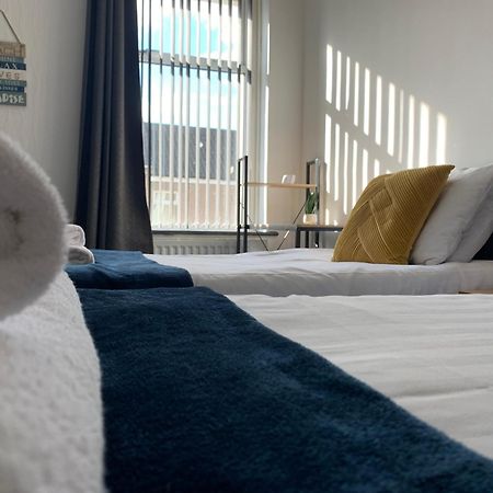 Cheerful - 3 Bed - Serviced Accommodation - In Heart Of Northumberland - Sleeps 6 Bebside Exterior photo